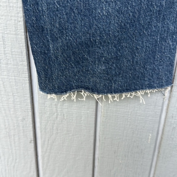 NWT Free Assembly Straight Distressed Jeans 8 - Picture 6 of 12